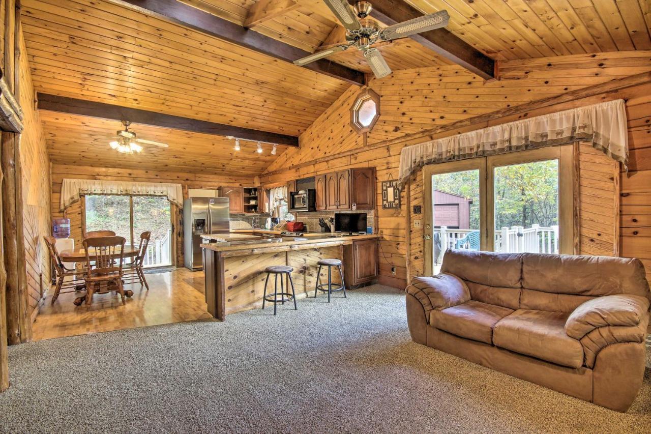 Pet-Friendly Raystown Lakefront Cabin With Bbq Grill Hesston Exterior photo