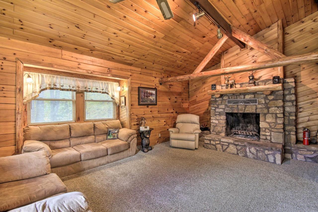 Pet-Friendly Raystown Lakefront Cabin With Bbq Grill Hesston Exterior photo