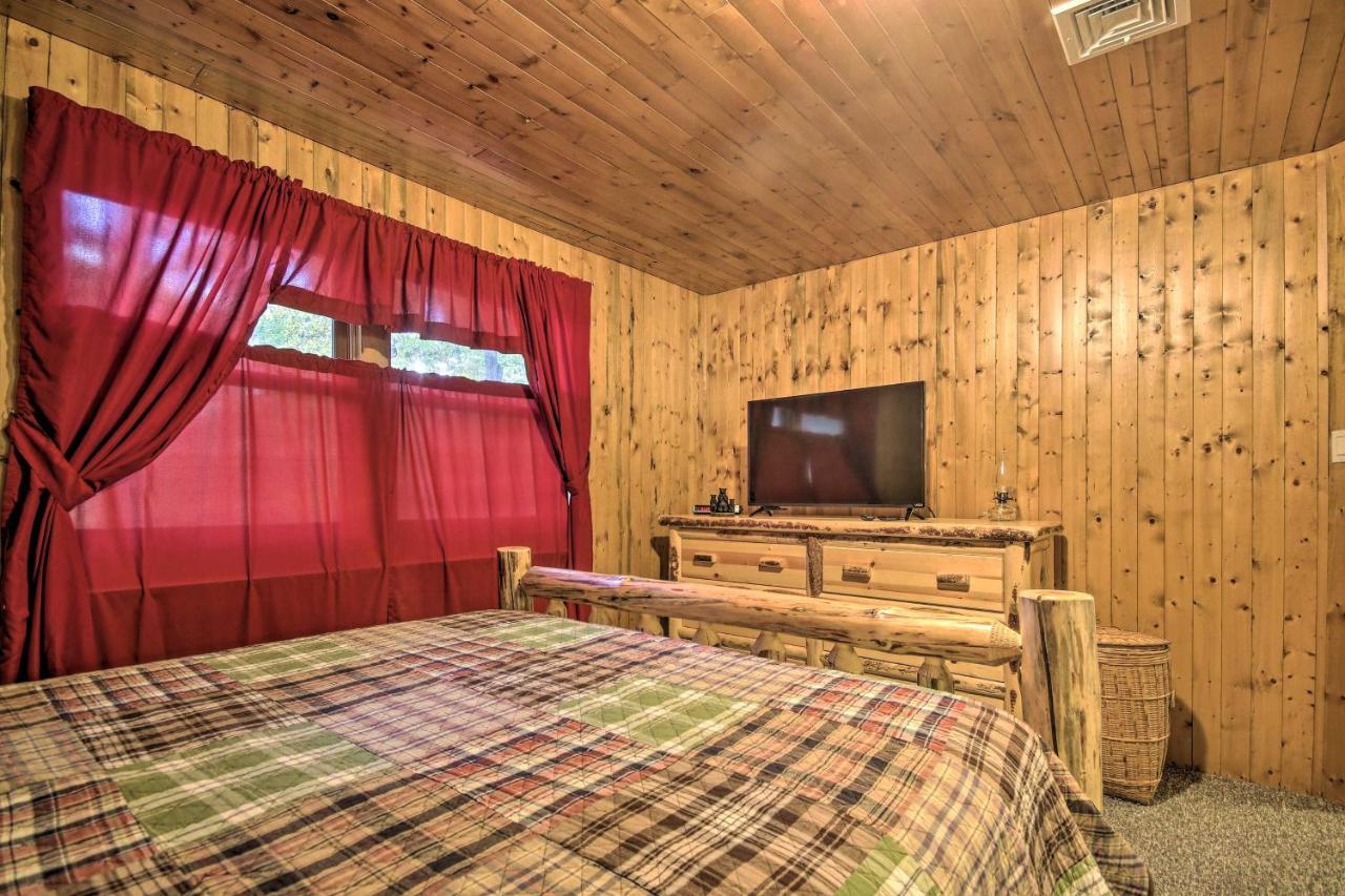 Pet-Friendly Raystown Lakefront Cabin With Bbq Grill Hesston Exterior photo